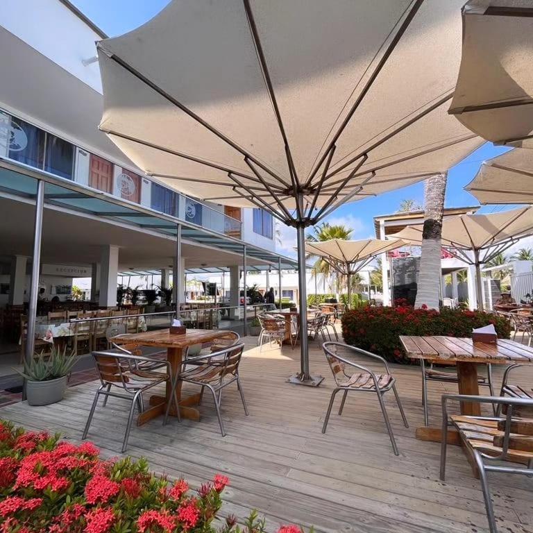 Hotel La Fragata Ковеньяс Экстерьер фото